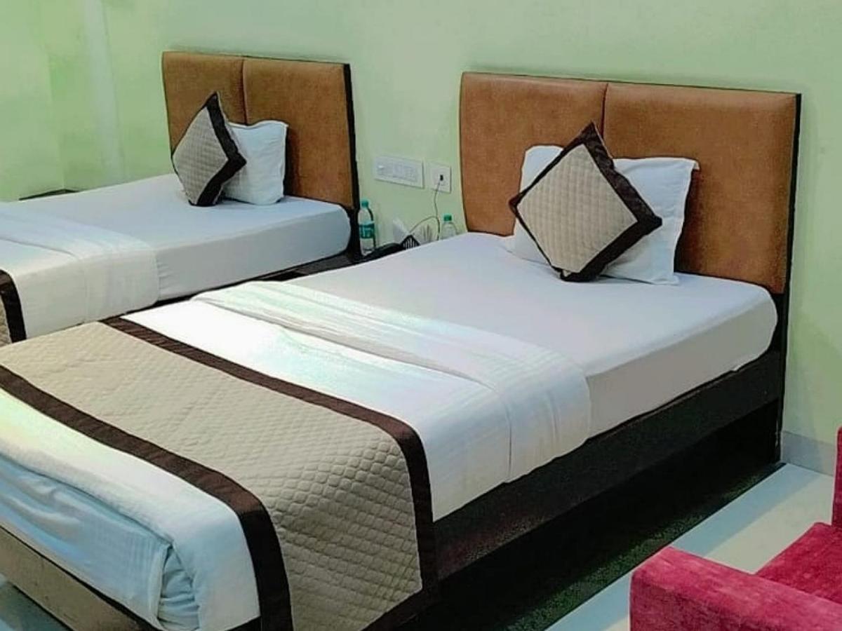 Jmc Hotel Lavish Akolia Zewnętrze zdjęcie