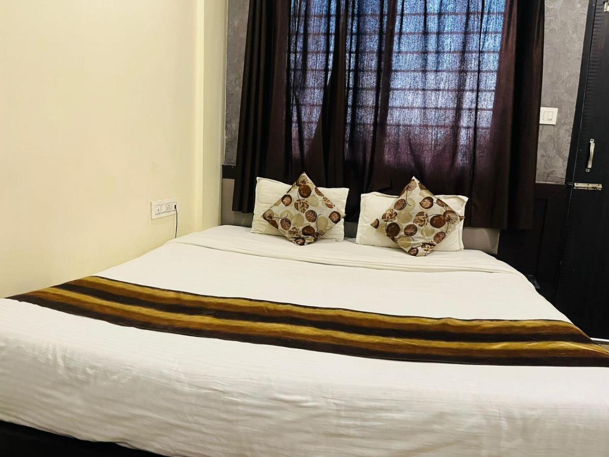 Jmc Hotel Lavish Akolia Zewnętrze zdjęcie